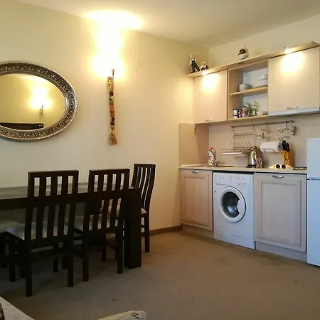 Two Bedroom With Kitchen Apartmán Sluneční pobřeží